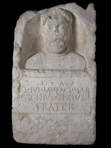 Épitaphe de L. Iulius Mutacus (193-217 p.C.)