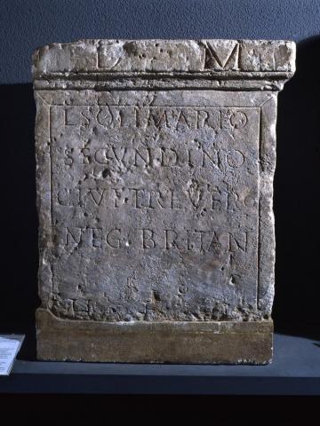 Épitaphe de L. Solimarius (151-220 p.C.)