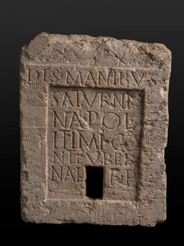 Épitaphe de Saturnina (71-150 p.C.)