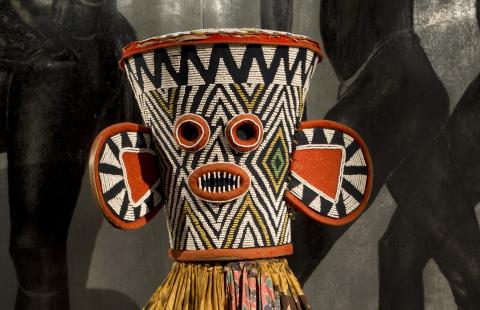 Masque bamileké du Cameroun. Musée d'Aquitaine. Photo Amaurie Grellier, ville de Bordeaux.