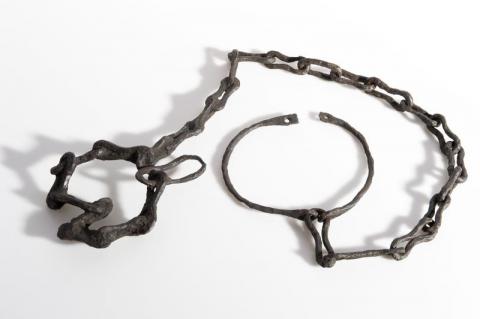 Foto de un argolla de esclavo, Lacoste, Mouliets-et-Villermatin (Gironda)